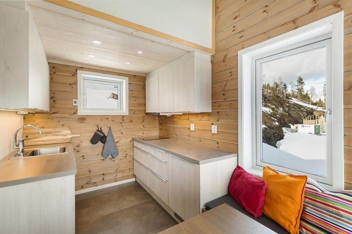 Tiny Mountain Cabin With A Panoramic View Giljane ภายนอก รูปภาพ